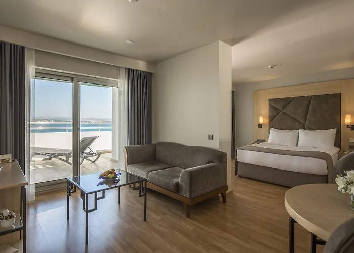 Altin Yunus & - Üdülőközpont 5*